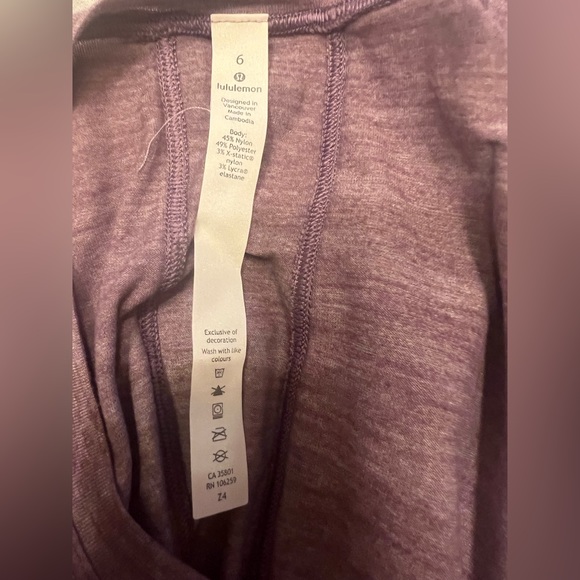 Lululemon Women’s Purple Short Sleeve Shirt - Picture 6 of 6
